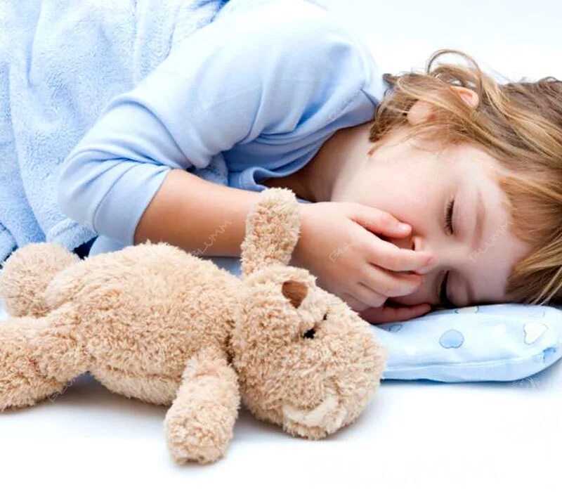 Почему ребенок устает. Вялость у детей. Недомогание у детей. Сонливость у детей. Утомление детей.