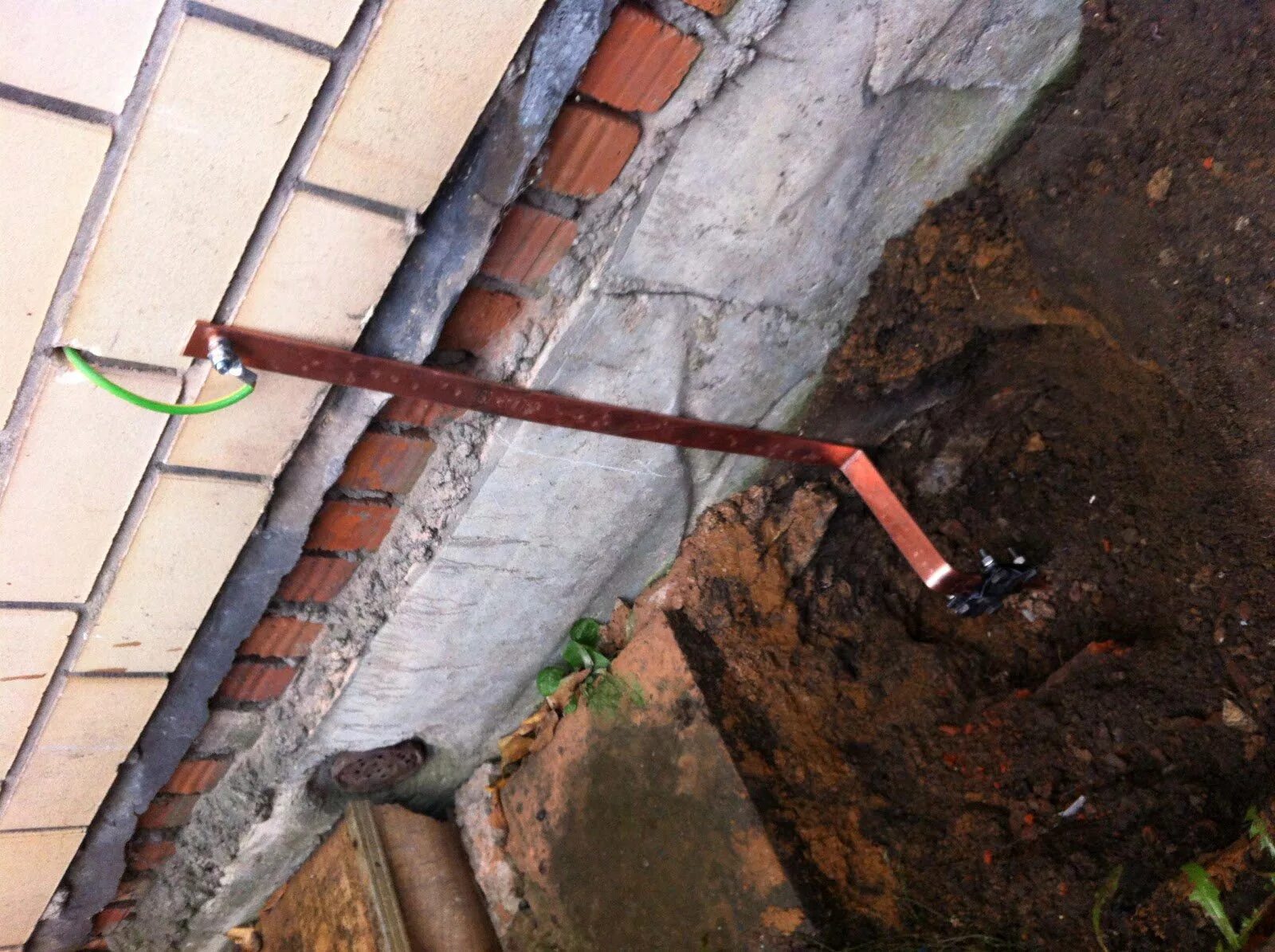 Контур заземления опоры 110 кв. Контур заземления 3квт. Глубинный заземлитель 15 метров. Септик металлический 5 м3. Контур заземления для 6квт.