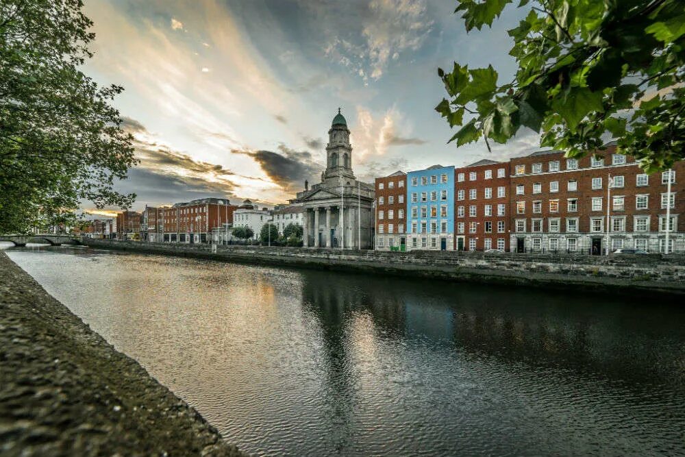 Ирландия дублин улицы. Dublin 24. Ирландия город дублин. Монкстаун дублин. Дублин улицы.