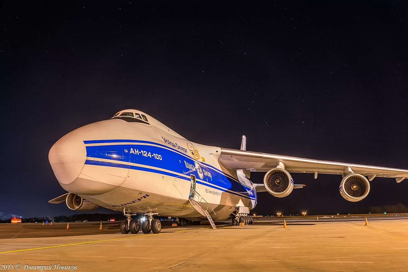 Большие российские самолеты. АН-124 транспортный самолёт грузовые самолёты.