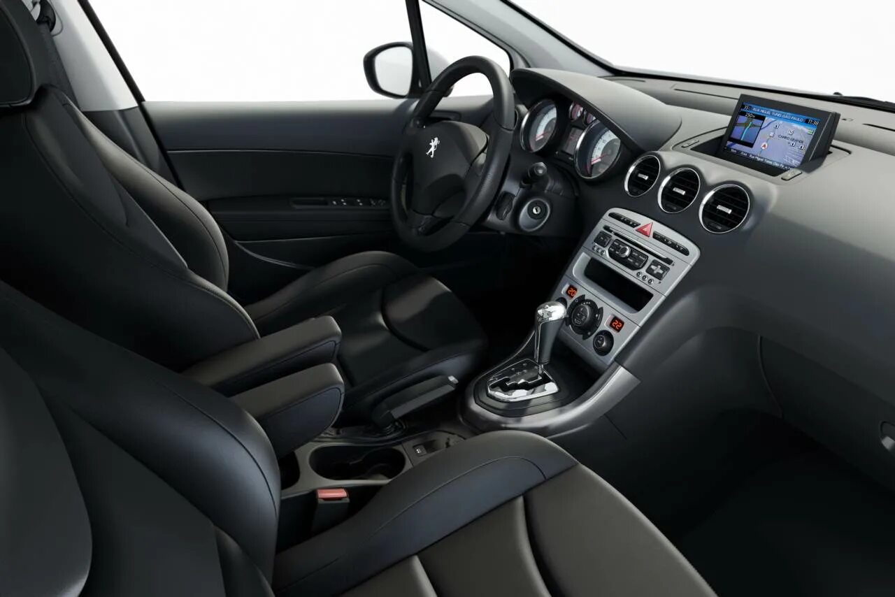 Пежо 2008 салон 2022. 207 peugeot седан салон. Peugeot 408 2012 салон. Комплектация пежо. Пежо 308 2022.