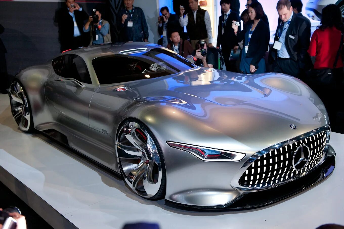 Mercedes-benz eqs. Mercedes vision avr 2020. Немецкие автомобили мерседес. Последняя машина мерседес. Последняя марка мерседеса 2022.