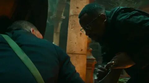 Плохие трейлер