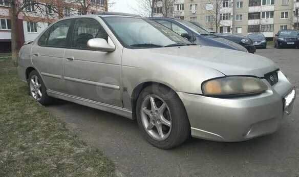 Купить б/у Nissan Altima бензин автомат в Клину: серебристый Ниссан Альтима 2002