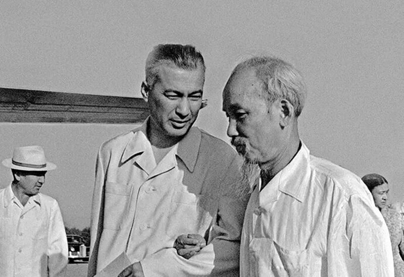 Шараф. Шараф рашидов. хо ши мин и брежнев. шараф рашидов фергане. хо ши мин в ссср 1957.