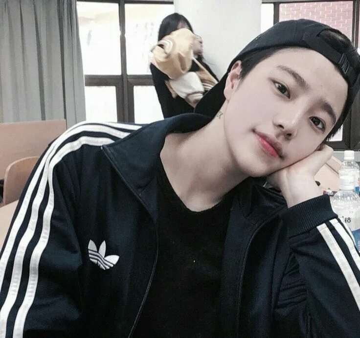 Милые корейцы парни селфи. Ольджан парни. Korean boy. Ольджан парни. Простые корейцы.