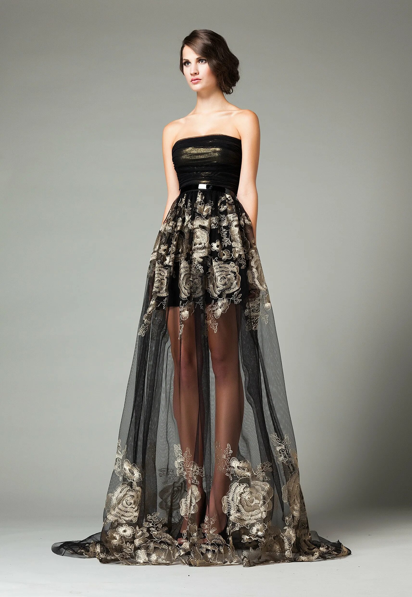 Фасоны зимних необычных платьев в пол 2021. Платье оригинальное. Оригинальное вечернее платье. Экстравагантные вечерние платья. Blanka matragi.