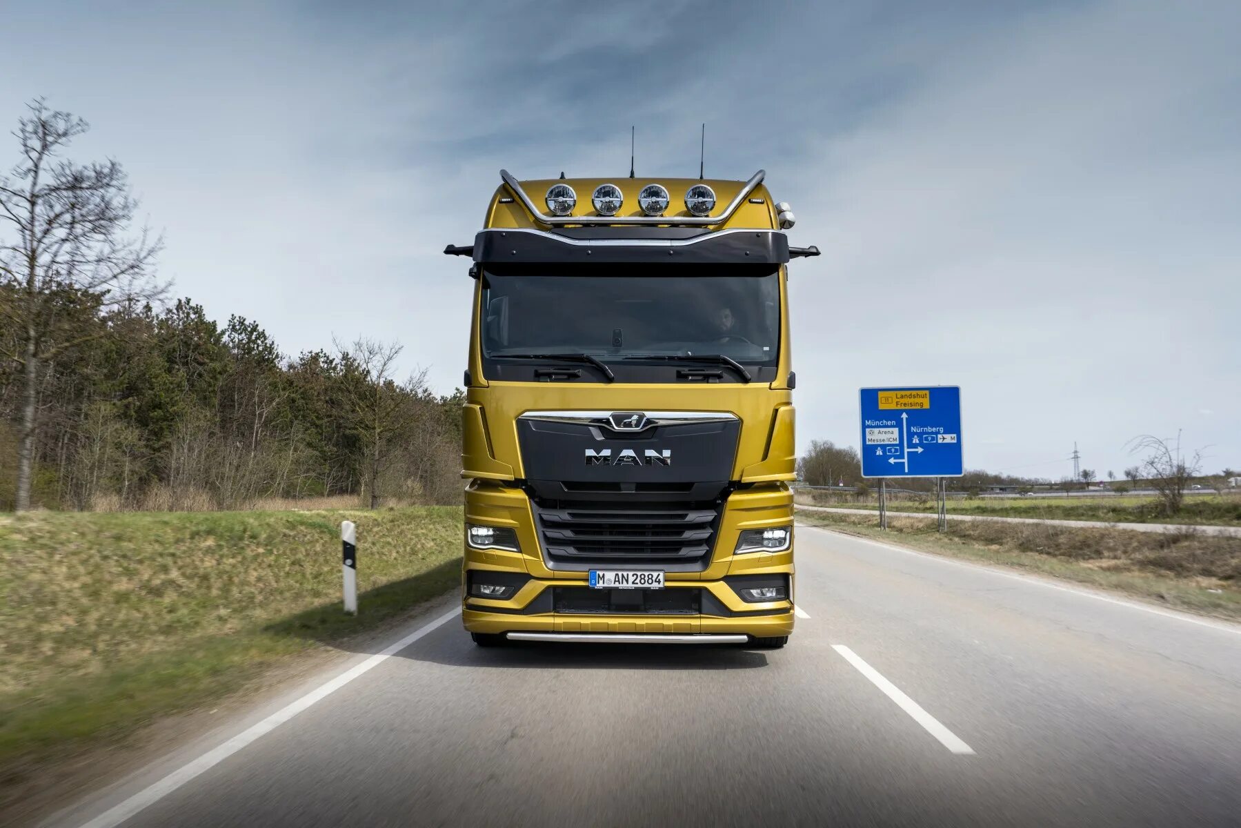 Man tgx 2025. Man 2025 грузовики. man truck 2025. tir на грузовиках. man tgx 2025 обои.