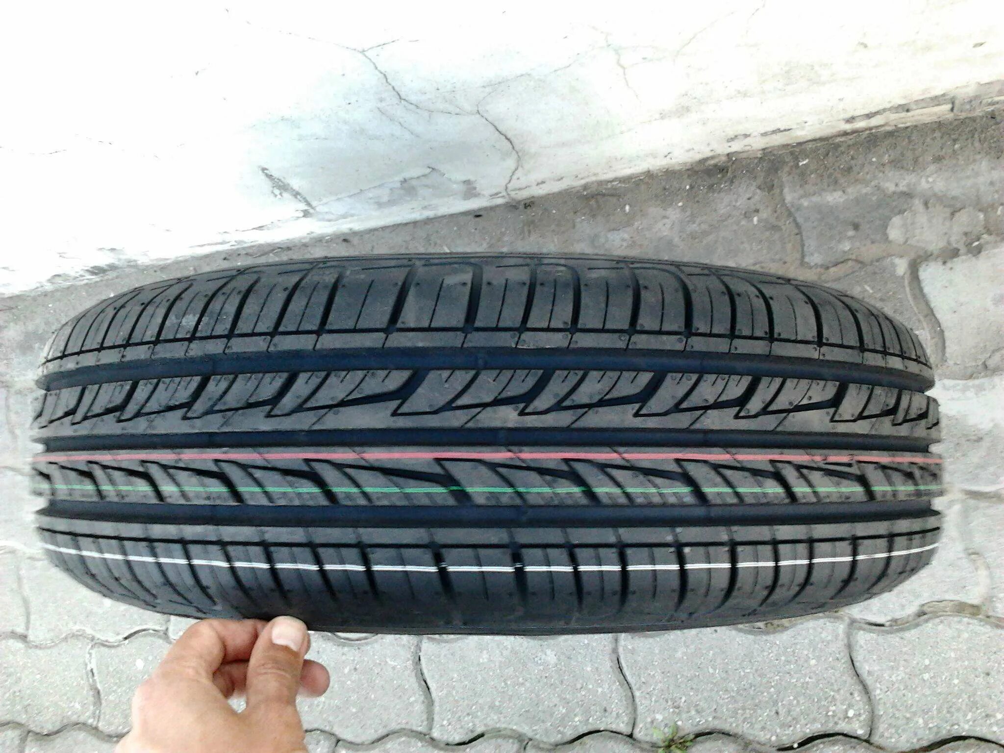 Cordiant road runner r15 отзывы. Cordiant Road Runner 185/70. Cordiant Road Runner 185/70 r14 88h летняя. Кордиант роад раннер 185/70/14. Cordiant Road Runner 88h.