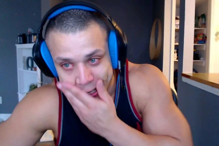 Тайлер стример бомбит. Лысый стример. Тайлер ван. Тайлер 1 стример. Тайлер стример.