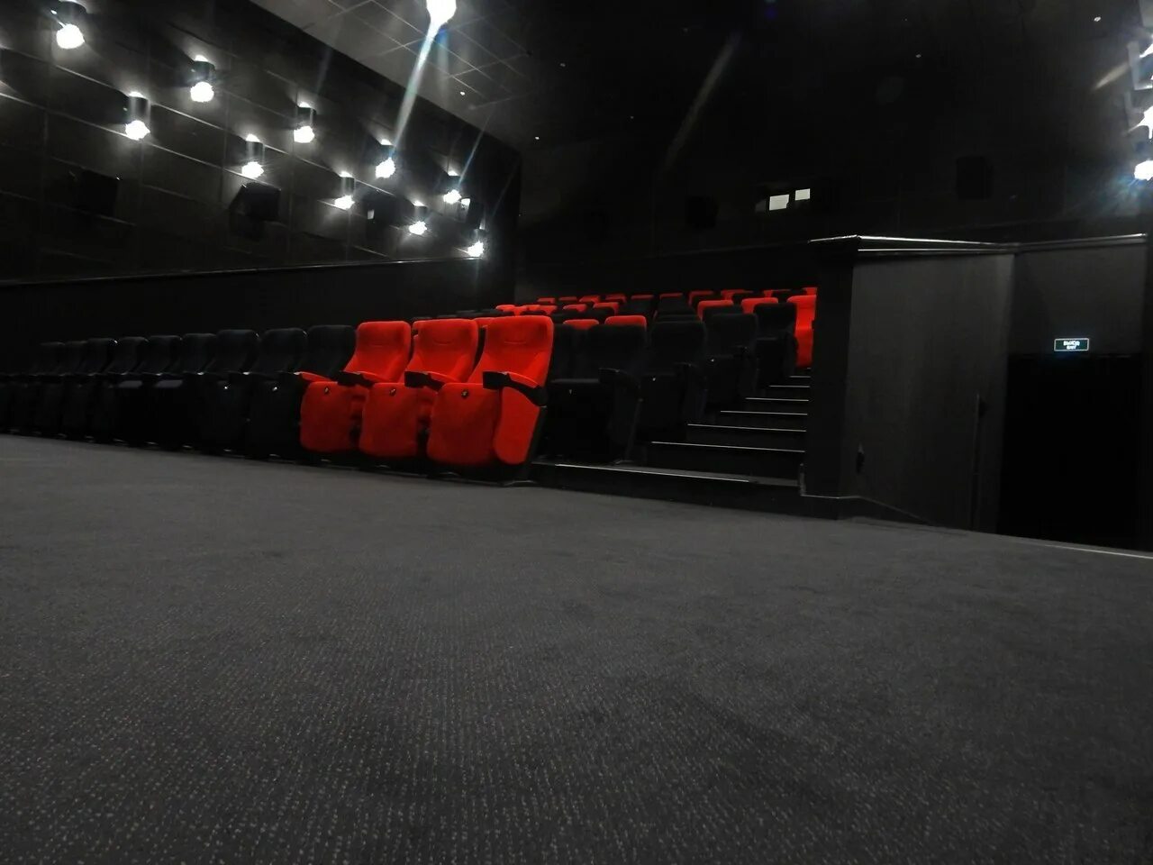 Кинотеатр гиперсити курган. Стрекоза тц курган кинотеатр. Гипер кинотеатр. Гипер кинотеатр. Хайпер синема д 12.