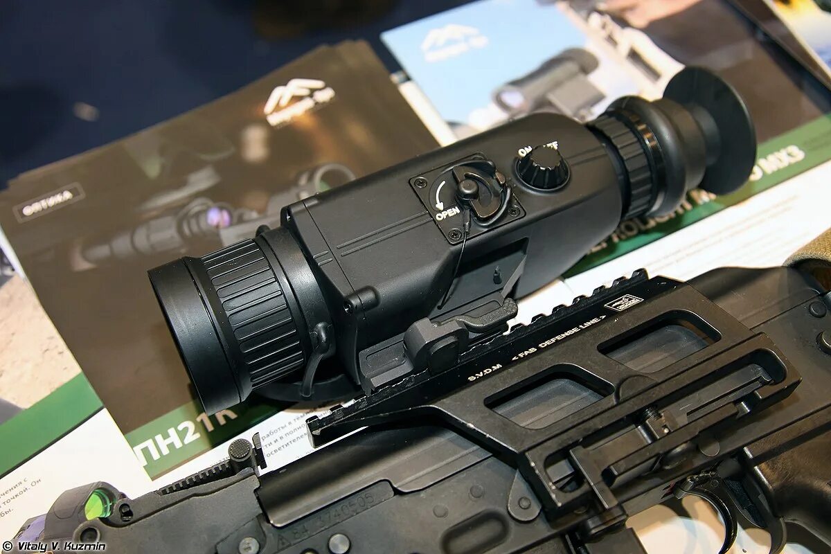 Weapon sight. Тепловизионный прицел касатка 3м. тепловизионный прицел an/pas-13 light thermal weapon sight. американский тепловизор. тепловизоры на вооружении российской армии.