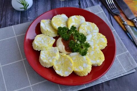 Рецепт вкусных яиц с колбасой