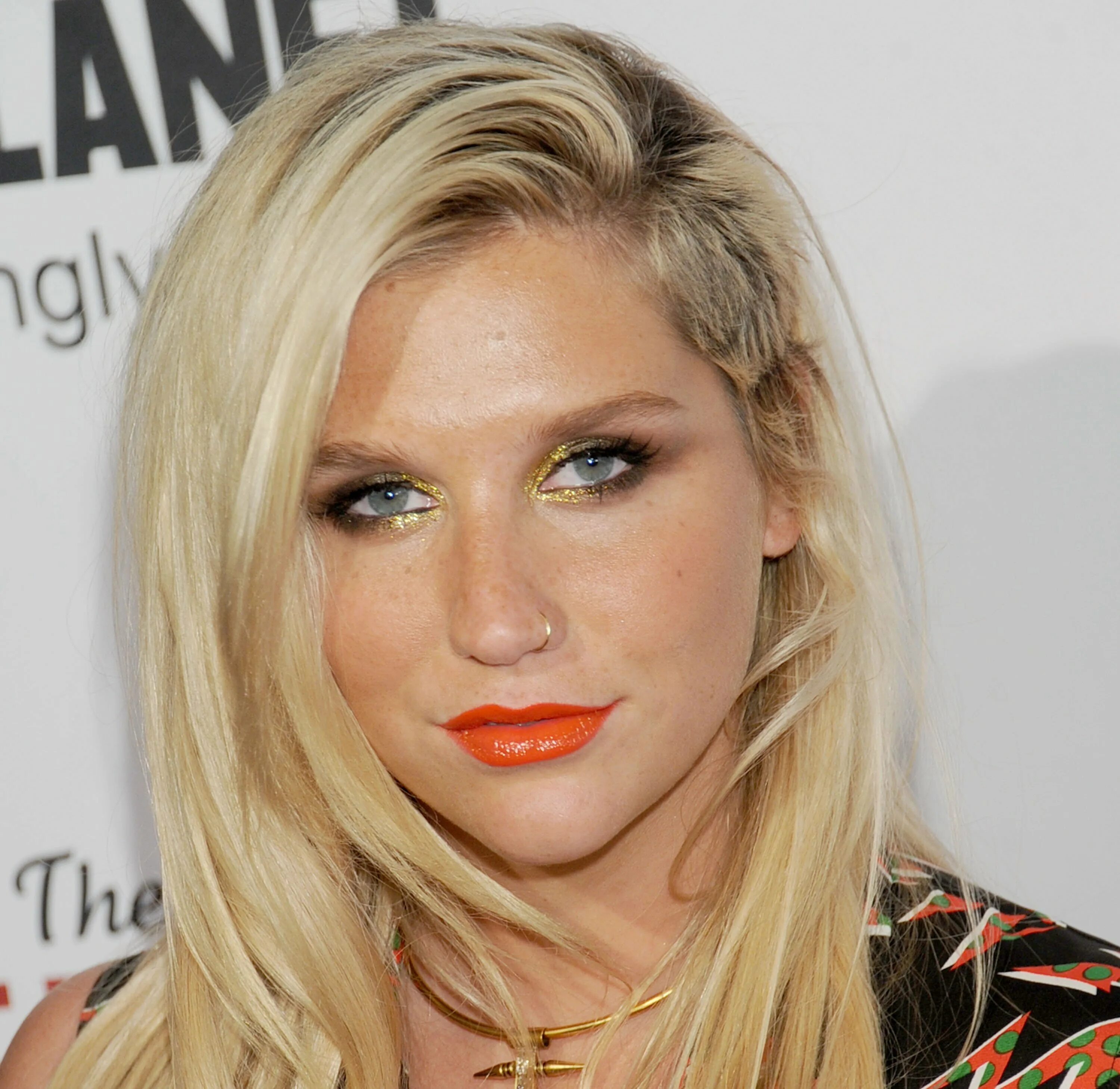 Kesha молодая. Kesha 2009. Kesha. Kesha 2021. Kesha.