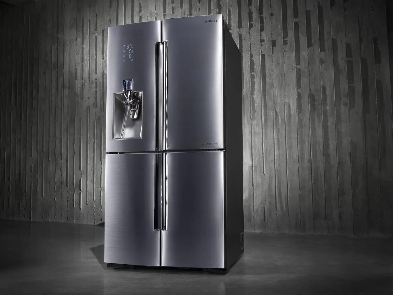 Новые модели холодильников. Холодильник Haier HRF-541dm7ru. Холодильник Samsung rsj1kers. Многодверный Haier hb18fgwaaaru. Холодильник (Side-by-Side) LG GC-q247cbdc.