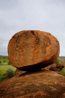 Расколотые камни натлан