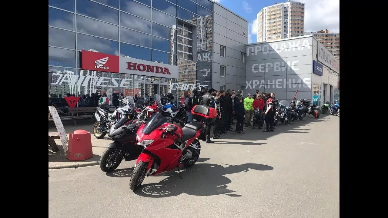 Автополе мото. Поларис спб. Автополе дыбенко. Автополе мото. Салон мототехники.