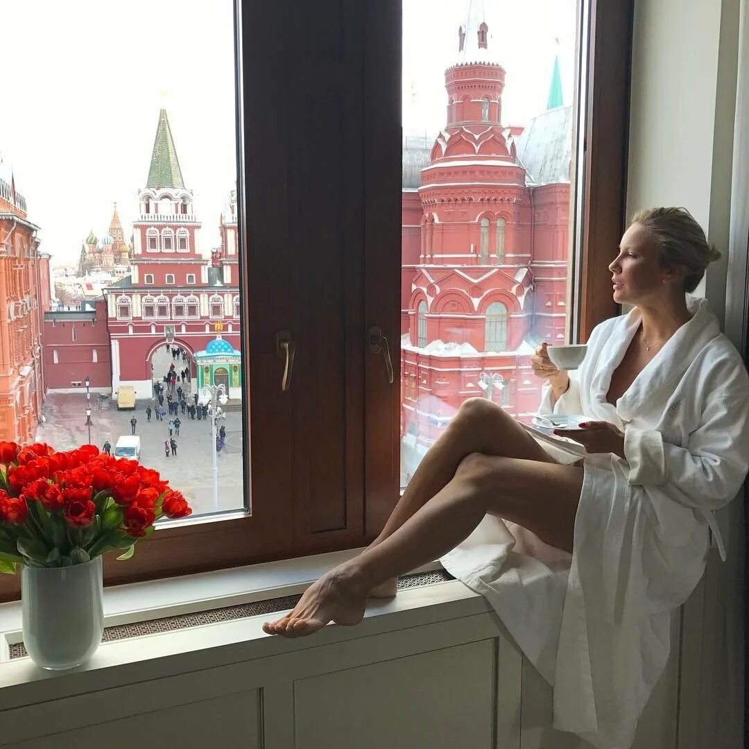 Лена нога. Лена нога. Лена летучая feet. Лена нога. Лена летучая ноги.