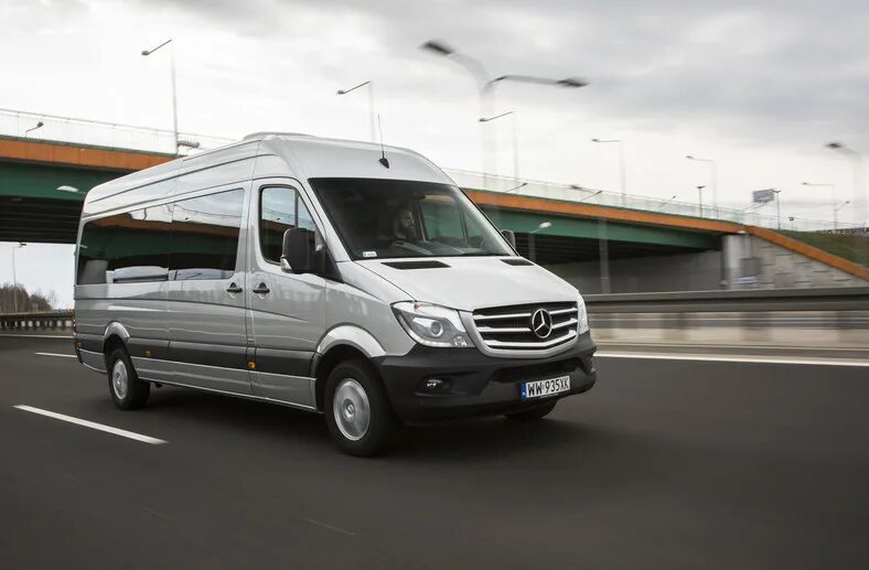 Спринтер екатеринбург. Mercedes-Benz Sprinter 319. Mercedes-Benz Sprinter 319 CDI фургон. Mercedes-Benz Спринтер 614 d. Mercedes-Benz Sprinter 77lh277.