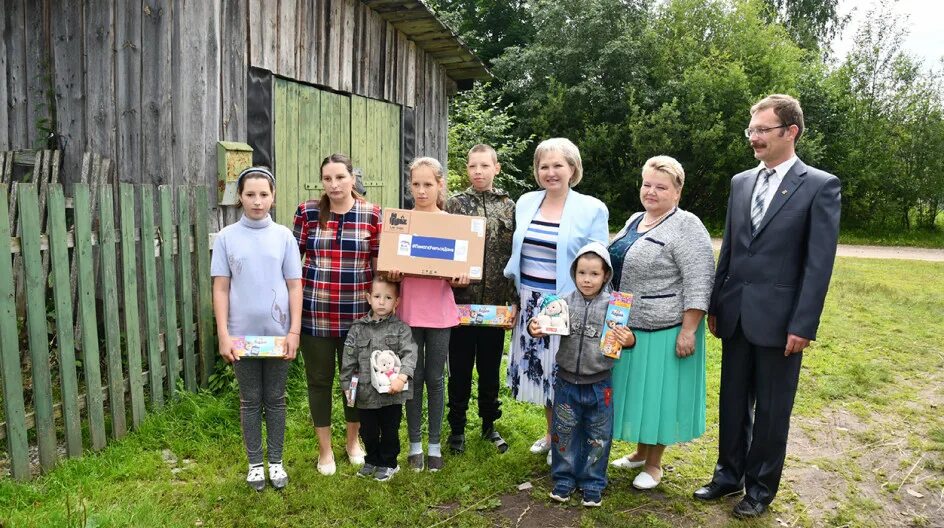 Погода юбилейный новгородская область хвойнинский. Левоча Новгородская область Хвойнинский район. Лопатино (Хвойнинский район). Руководители Хвойнинского района Новгородской области. Новгородская обл Хвойнинский район.