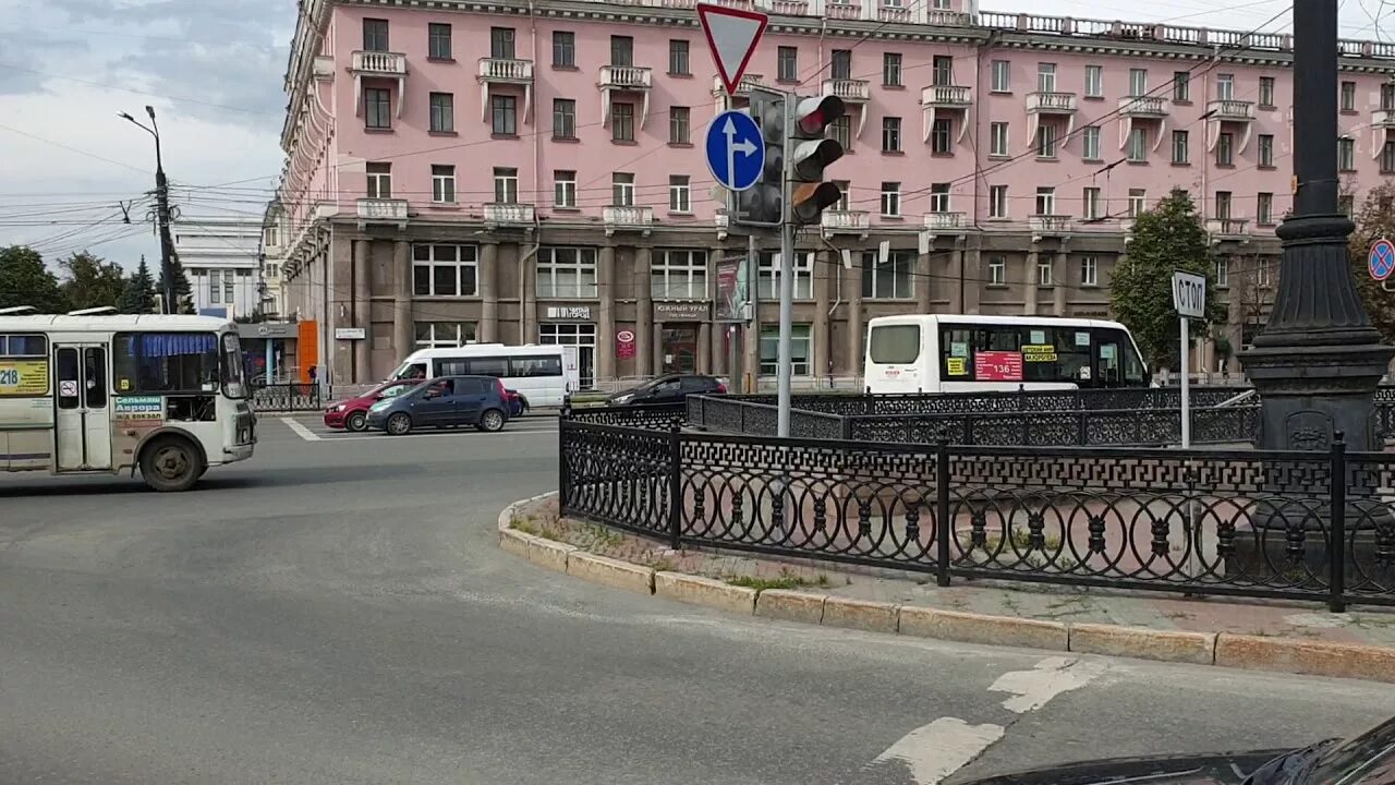 Переход на площади первой республики. Подземный пешеходный переход «площадь революции». Переход на площади первой республики. Пешеходный тоннель. Пешеходные пути якиманка.