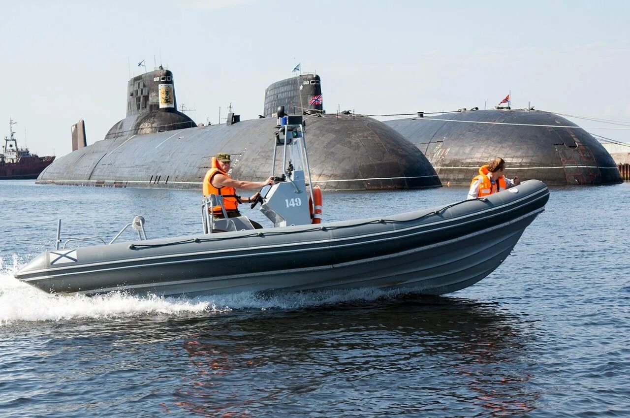 подводная лодка акула проект 941. самые опасные подводные лодки. самые опасные подводные лодки. субмарина тайфун. подводная лодка субмарина.