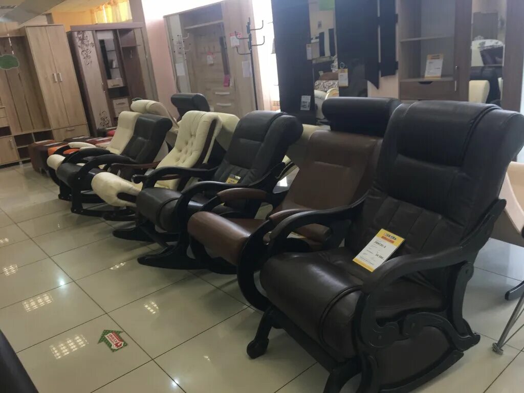 Кресло качалка из массива дерева. Кресло dxracer valkyrie. Кресло качалка комсомольск на амуре. Мебельный магазин олимп. Игровое кресло симферополь.