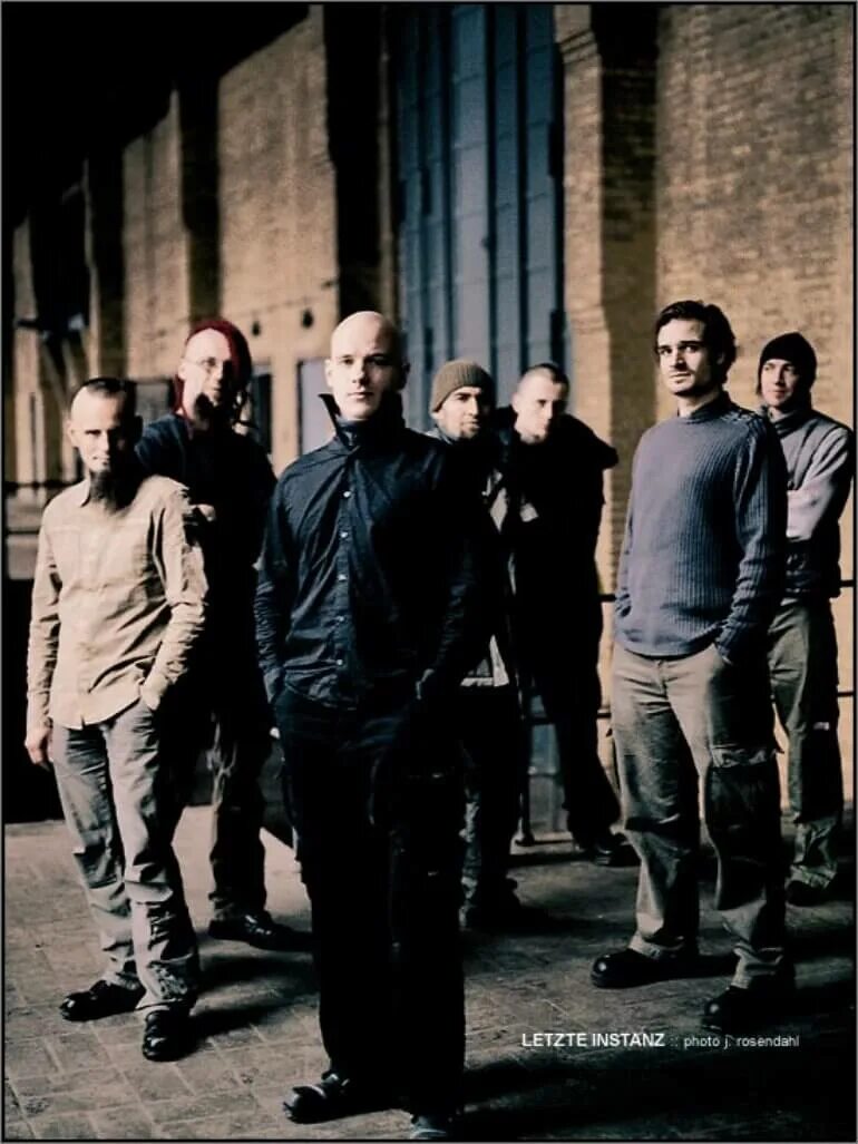 Letzte instanz фото. Letzte instanz фото. Letzte instanz 2015 альбом. Letzte instanz. Фолк готик группа.