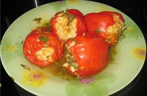 Перец фаршированный мясом в мультиварке с подливкой
