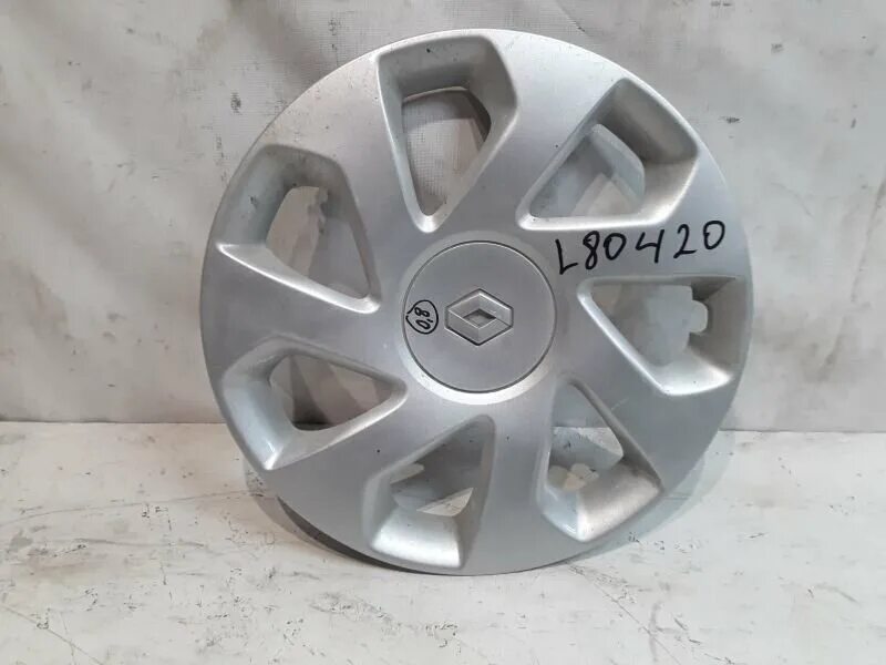 Колпак колеса сандеро. Renault 403156444r колпак колеса Renault. Колпаки на колеса r15 Renault Sandero. Колпаки r15 Renault Sandero 2. Renault Sandero колпаки r14.