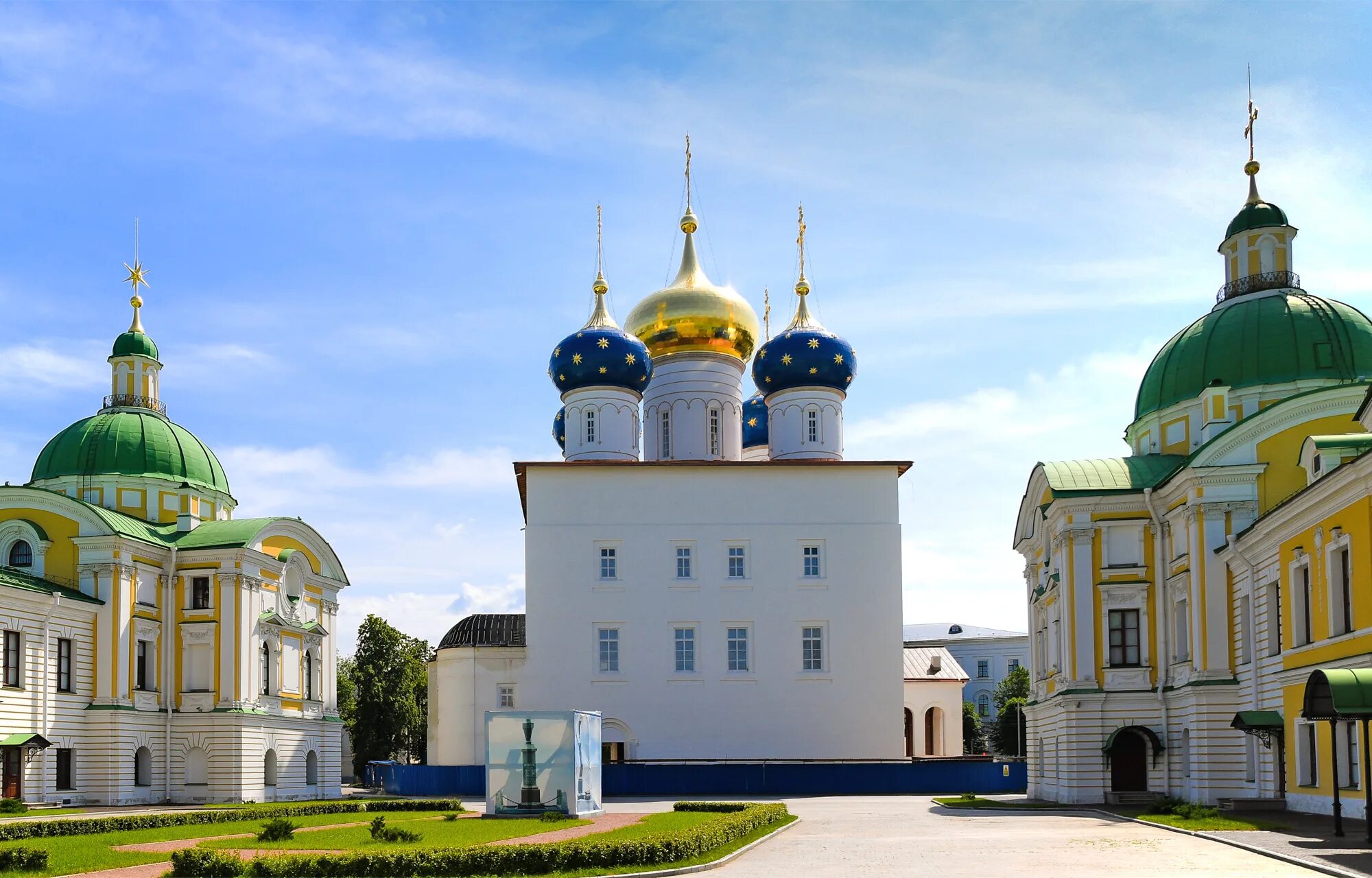 Храм Спаса Преображения в Твери. Спасо преоьраженский соьормв Ивери. Чем известна тверь