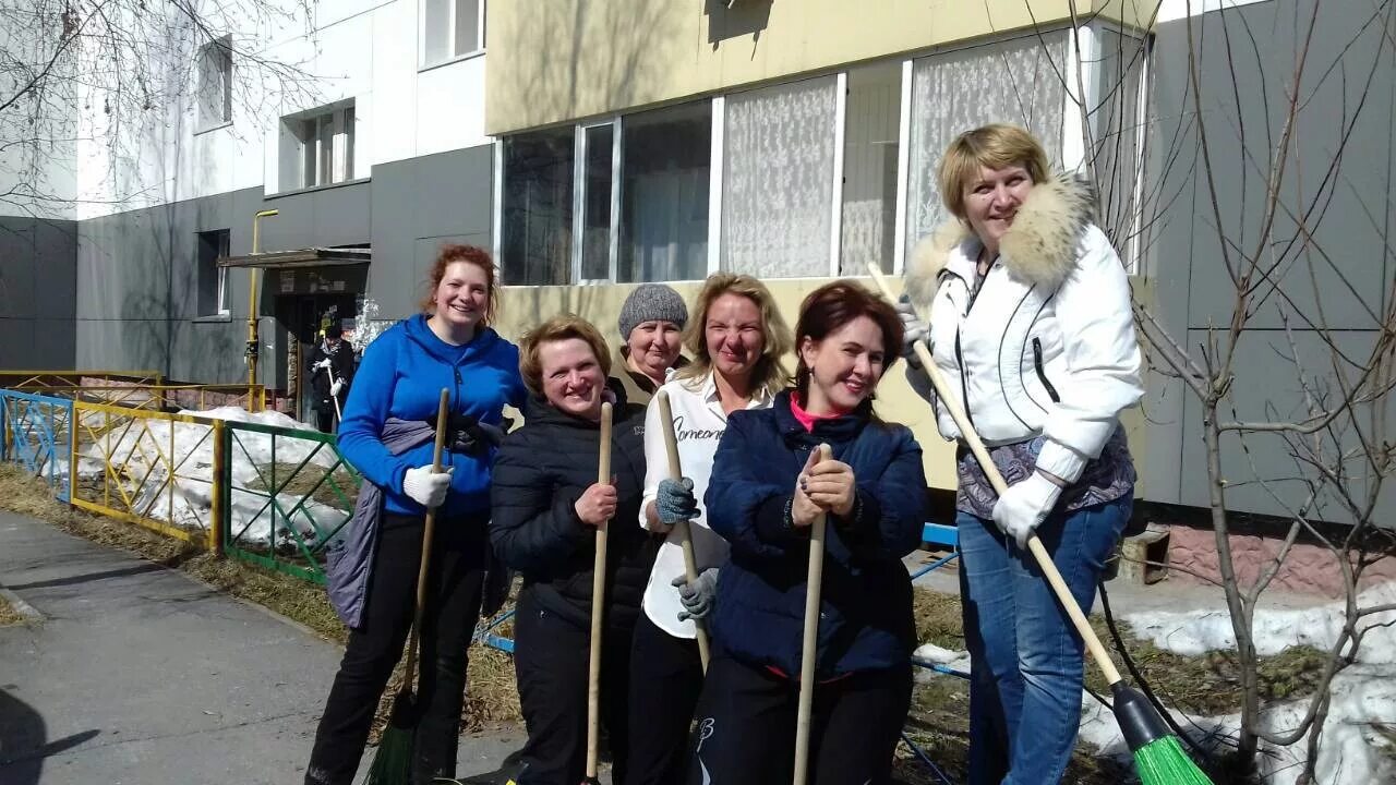 Директор мп жку ханты-мансийск. Рознина 64 ханты-мансийск ветеринарная клиника. Сутормина 20 ханты-мансийск. Калашников жку ханты-мансийск. Мп жку.