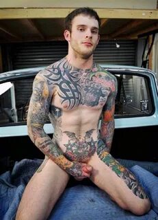 Slideshow tattooed male pornstars.