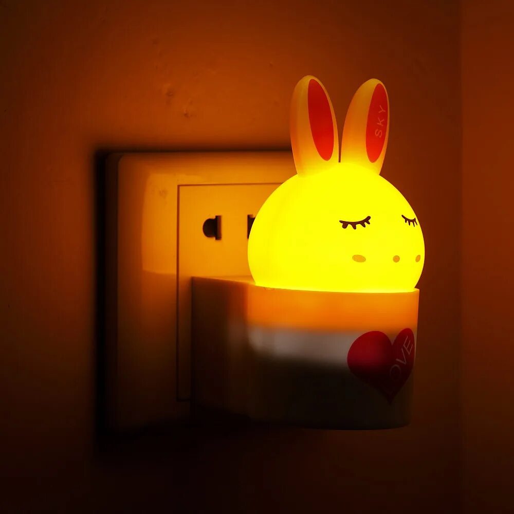 Включи ночник белым светом. Лампа настольная "единорог" led rgb 4438008. Ночник на прищепке детский. Ночник на магните. Ночник в розетку.