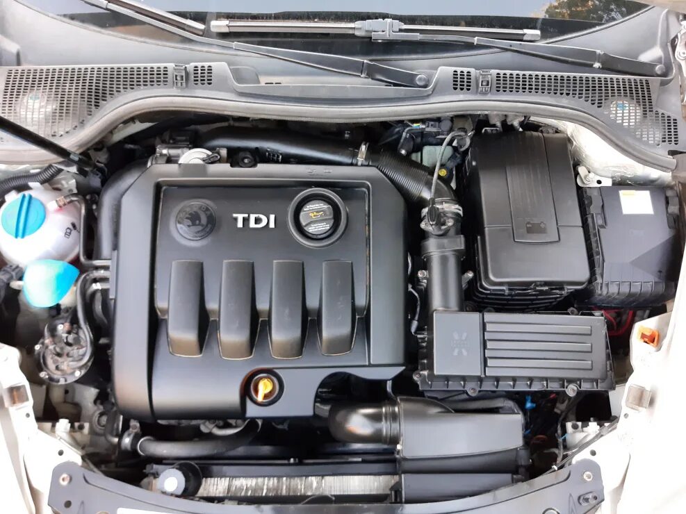 Тип двигателя шкода. 0 tsi. 6. Двигатель skoda fabia 1 1. 6.