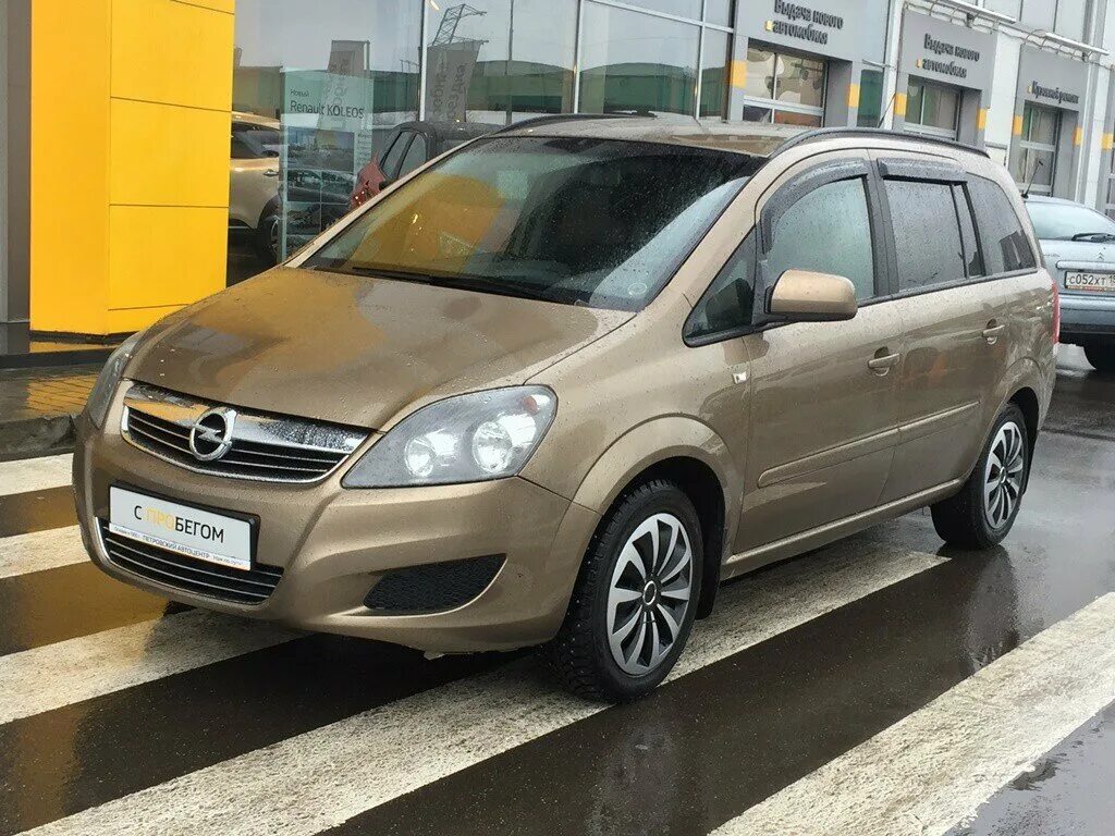 Opel Zafira 2012. Opel Zafira b 2012. Опель Зафира 2012. Опель Зафира б 2012.