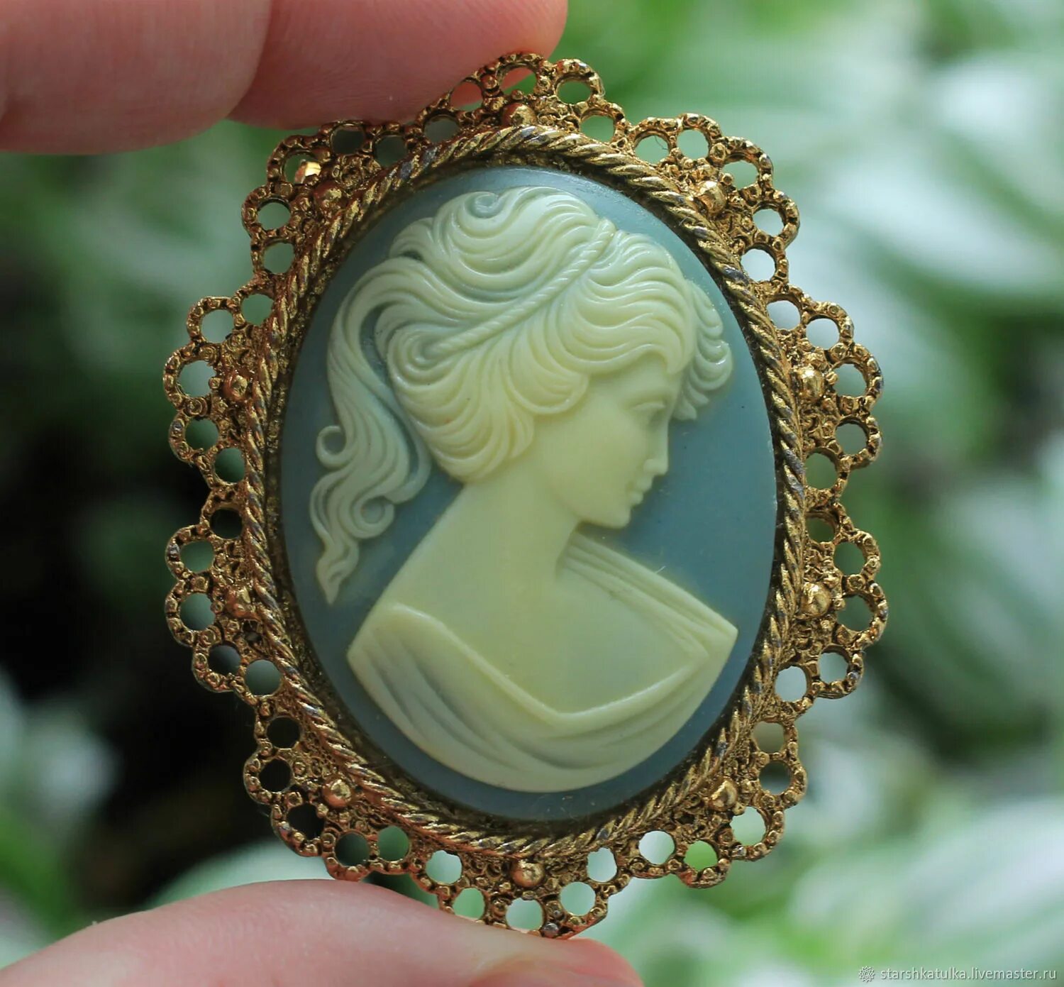Соколов камея. Кулон камея джулиано медичи. Греческие камеи. Камея целлулоид. Сайт камея.