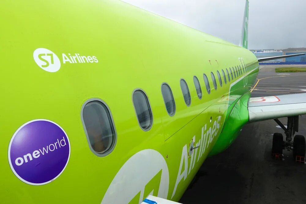 S7 airlines на айфон. Самолет s7. С7 авиабилеты. S7 самолет наклейки. S7.