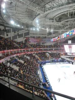 Арена мегаспорт вместимость