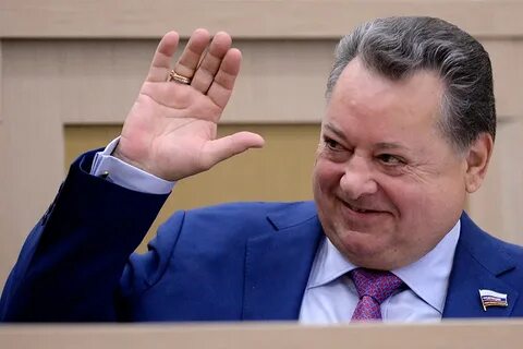 Сенатор и депутат одно лицо