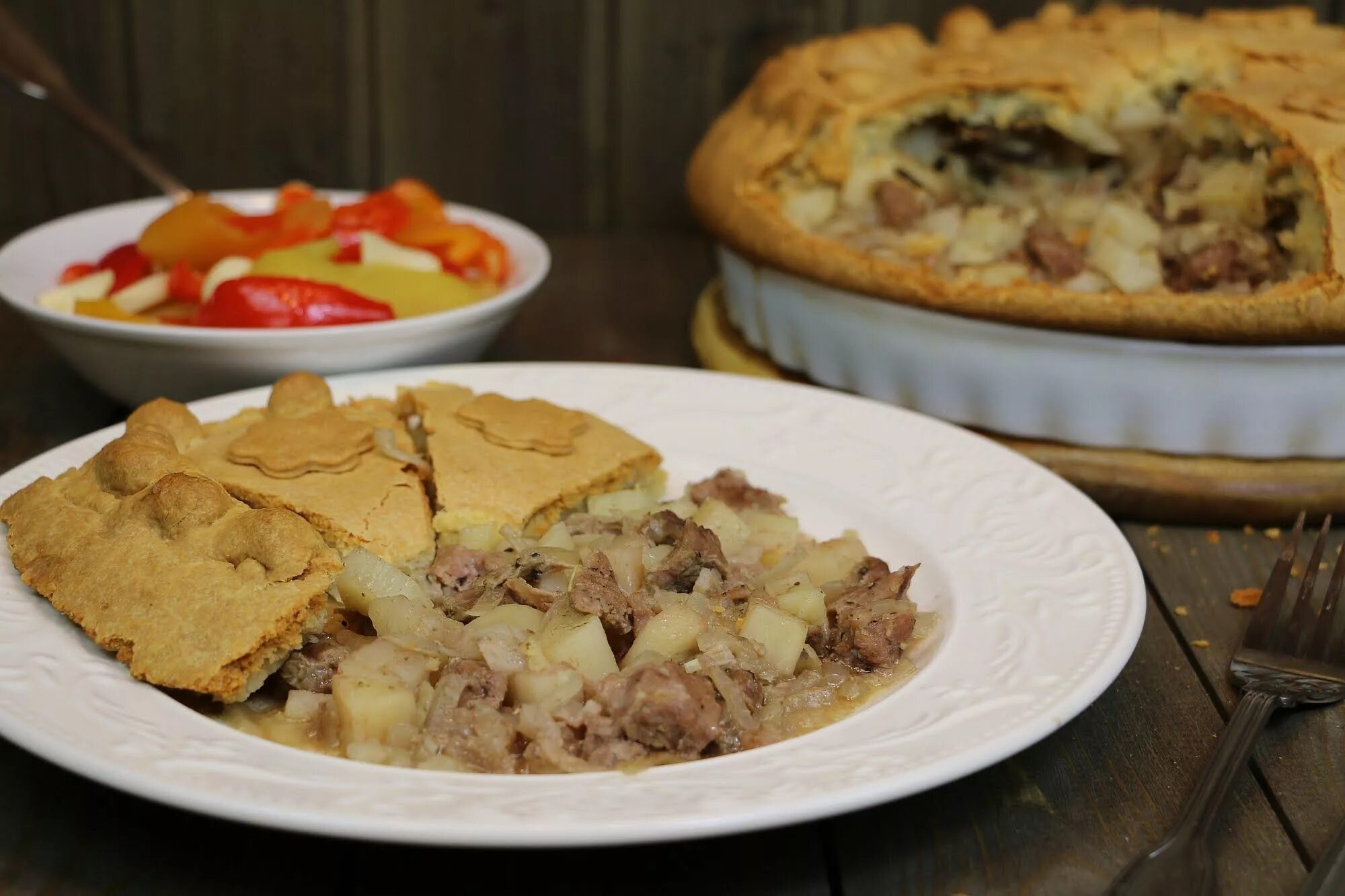 пирог с мясом и картошкой балиш. татарское блюдо вак бэлиш национальное. ногай балиш. пирог с мясом и картошкой балиш. пирог с мясом и картошкой балиш.