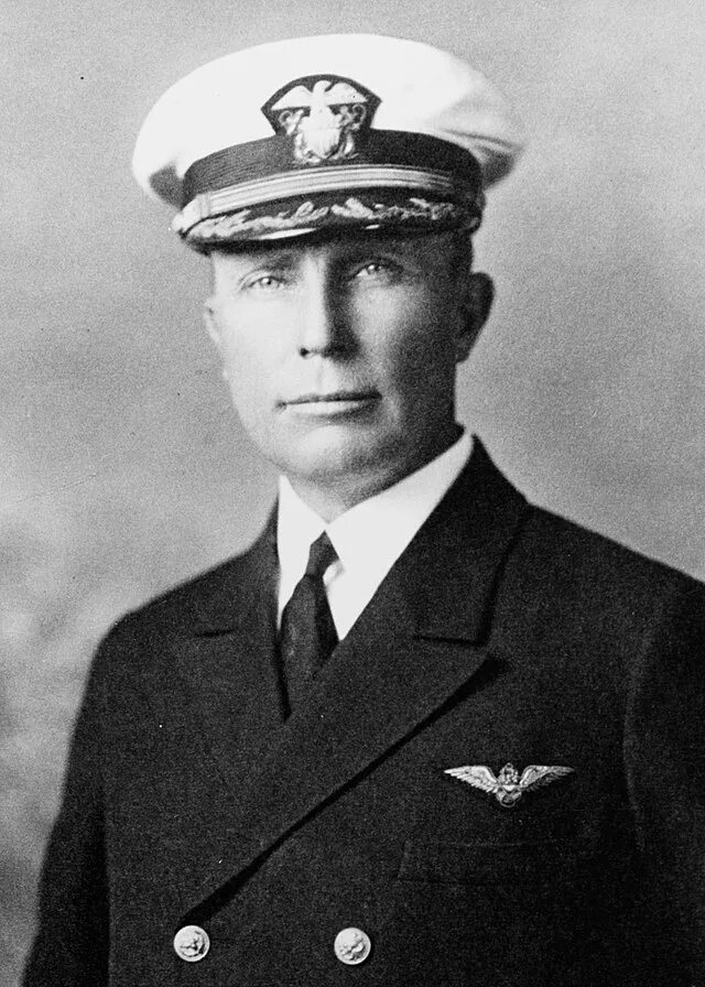 Офицер ли. Джон Роджерс. Джон Роджерс (Адмирал). Командир крейсера Уильям Роджерс. Морские офицеры первой мировой войны.