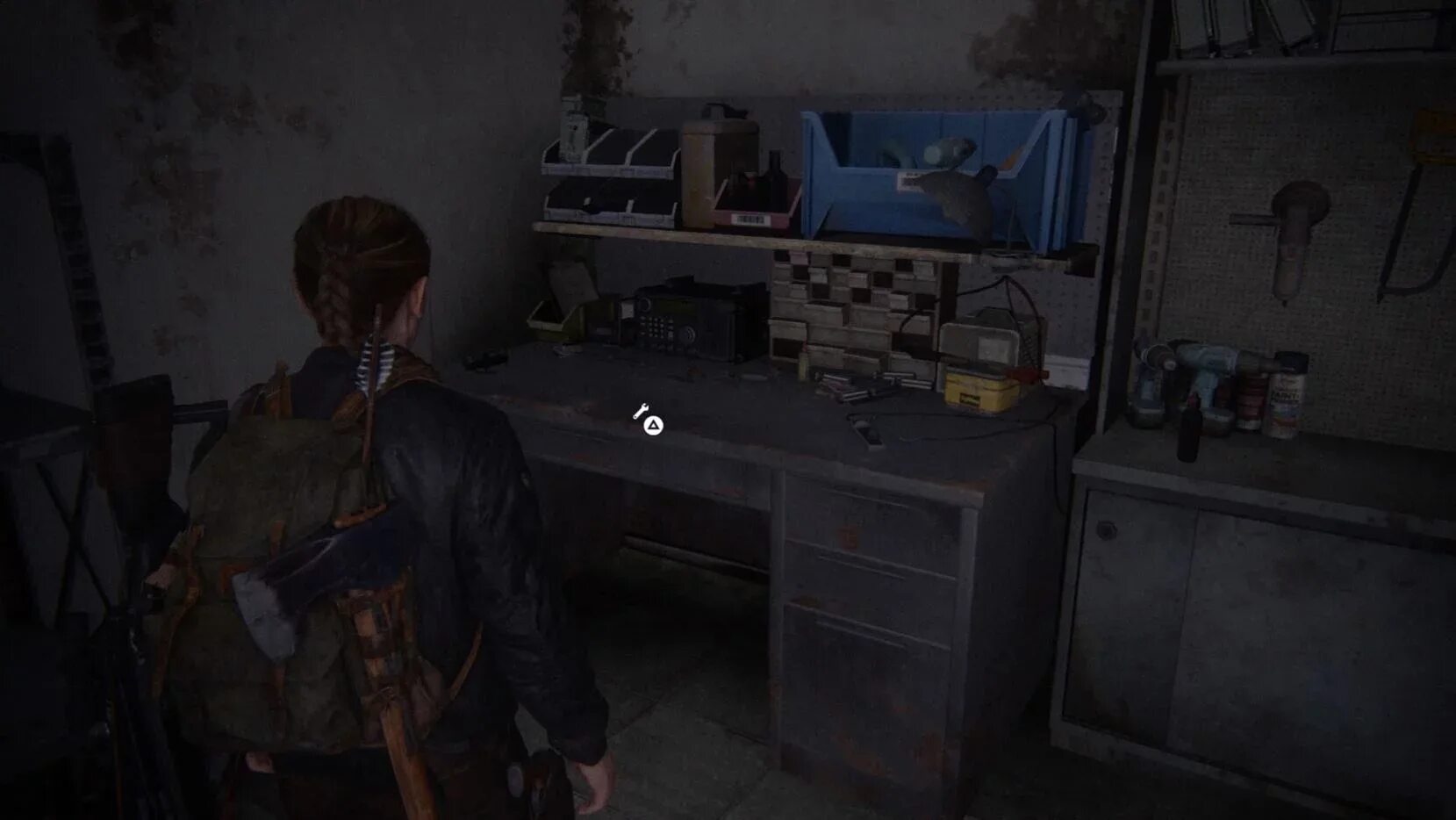 The last of us уровень инструментов. The last of us 2 верстак. верстак в бандитском лагере раст. верстаки в the last og us. 2 верстак раст.