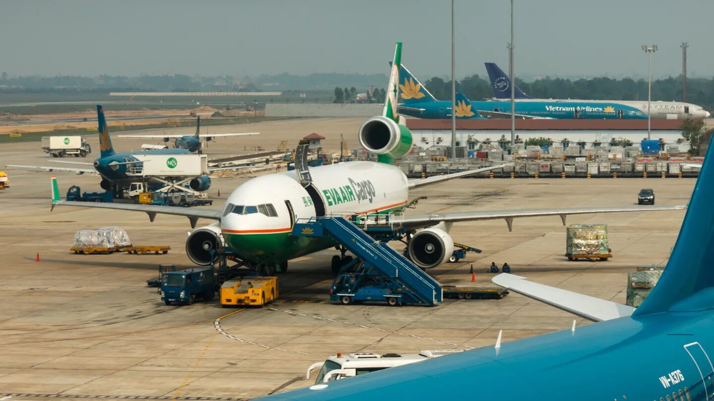 Самолет казань шанхай. Шанхай с самолета. москва шанхай перелет. москва-шанхай авиабилеты. москва шанхай время полета.