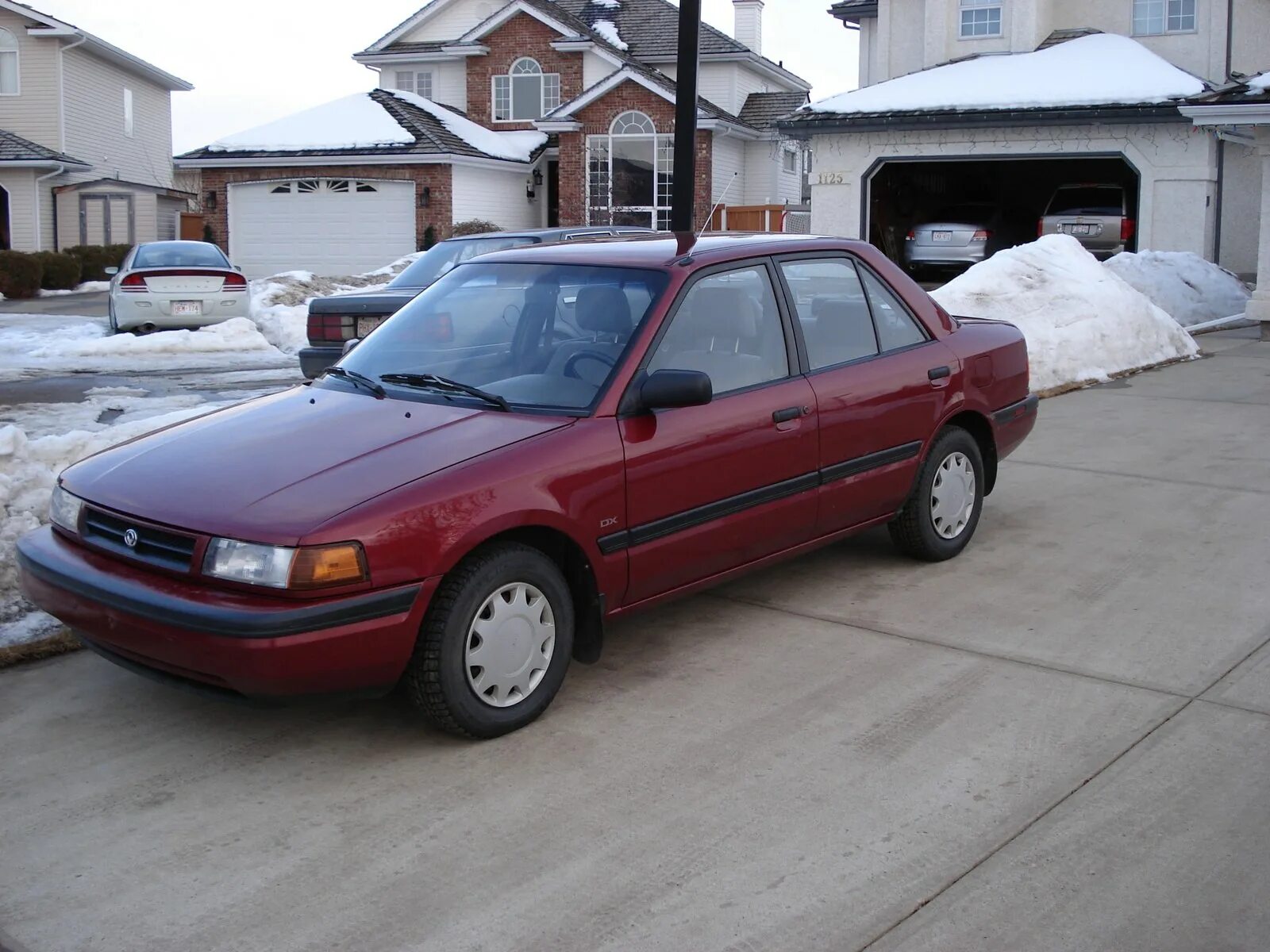 Мазда 1990 года. Mazda protege 1993. Мазда 323 1993 седан. Mazda 1990. Мазда 323 93 года.
