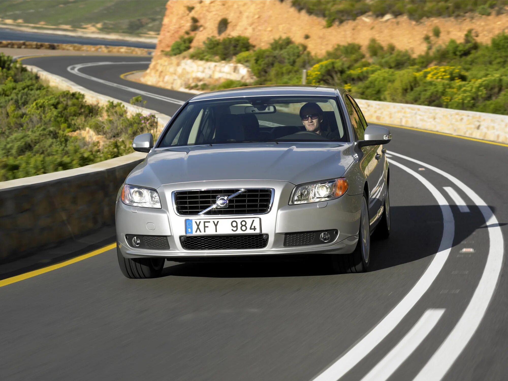 Вольво второе поколение. Volvo s80 4.4. Вольво седан s80. Вольво s80 2 поколения. Вольво с 80 2 поколение.