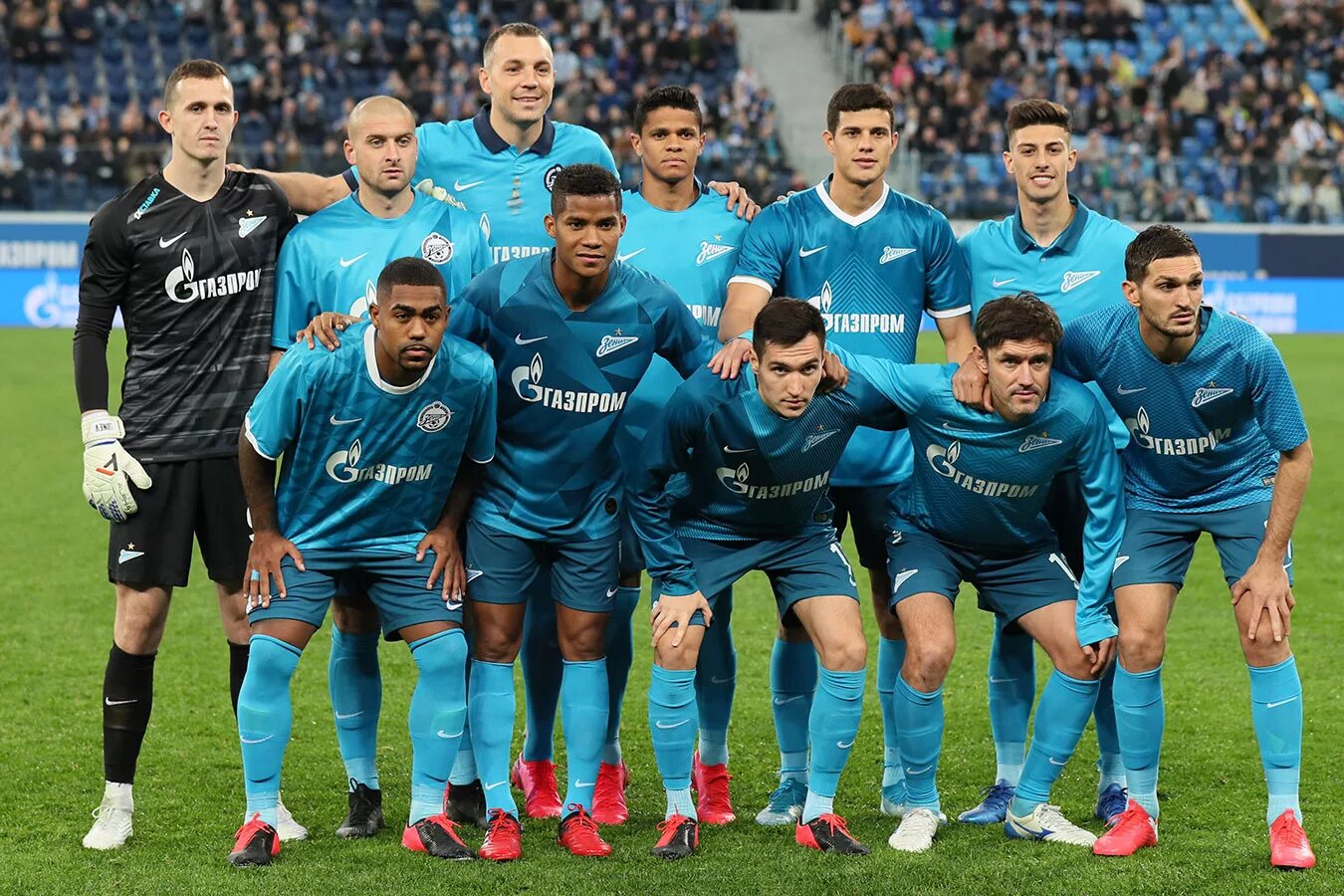 Футбольная форма реал мадрид 2020 2021. Форма реал мадрид 2021-2022. Ман сити форма 2021. Форма сборной россии по футболу на евро 2021. Новая форма челси 2021-2022.