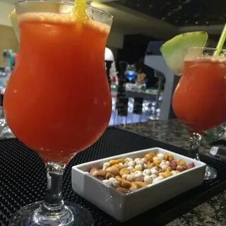 Бар море