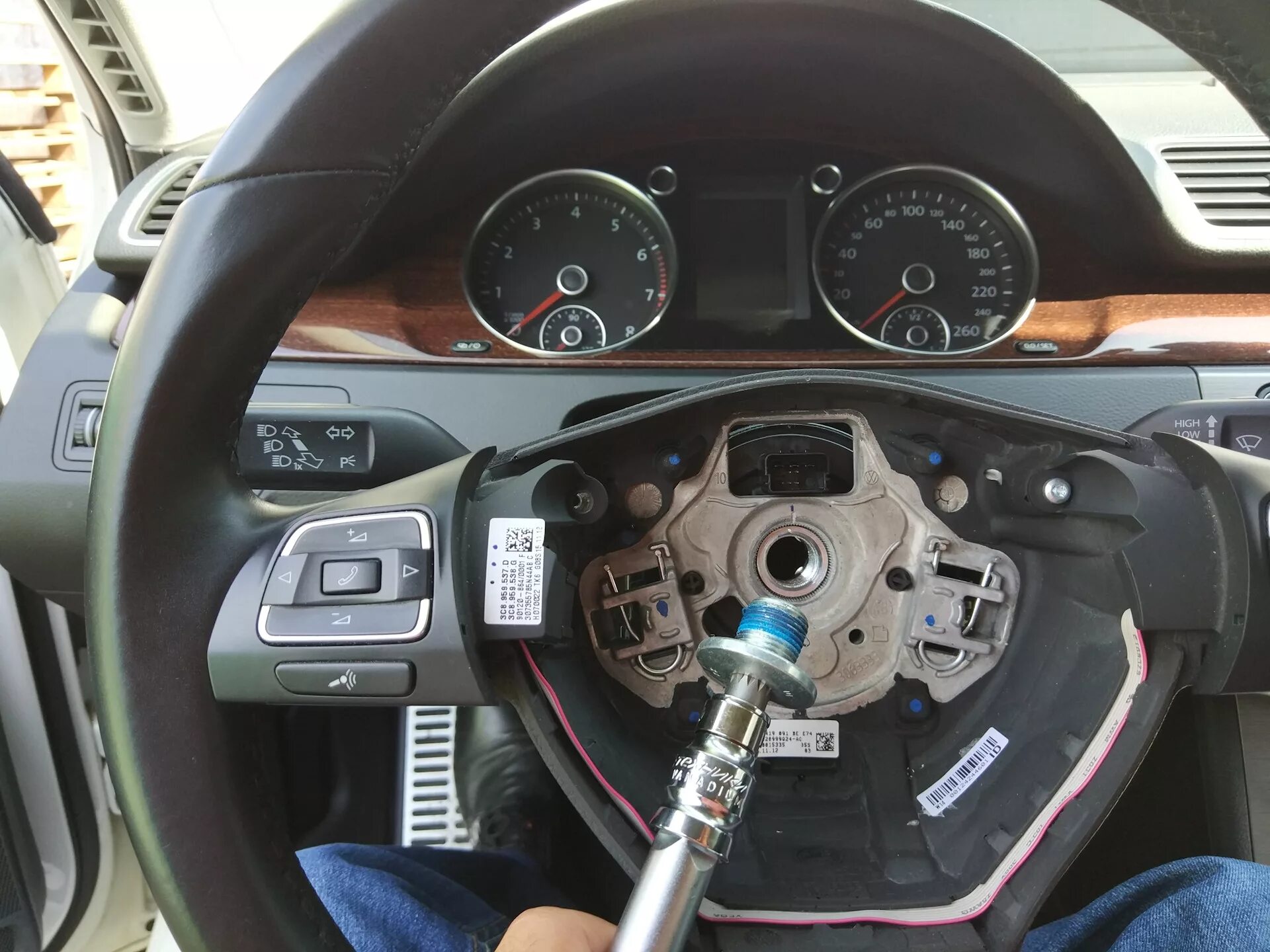 Круиз контроль пассат б6. Passat b7 круиз контроль. круиз контроль фольксваген пассат б7. vw passat b6 круиз контроль.