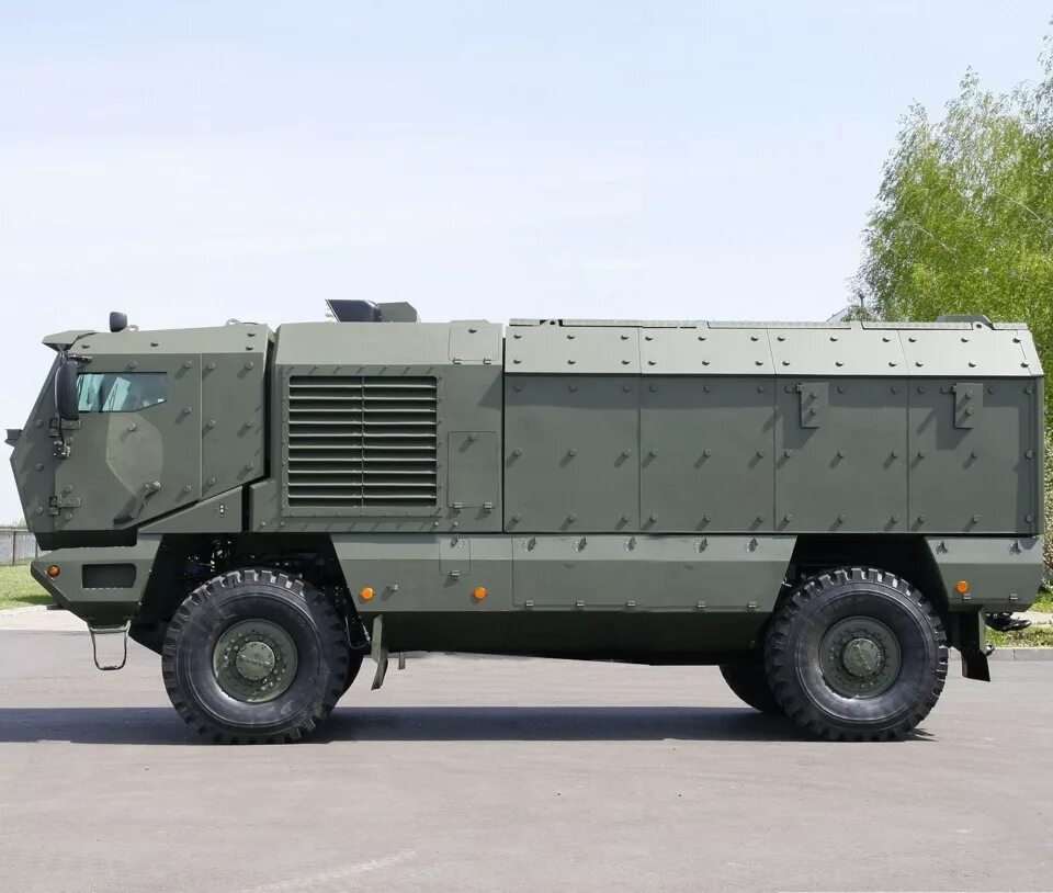 Программа CAVS и унифицированная бронированная платформа Patria 6x6 для армий Ев